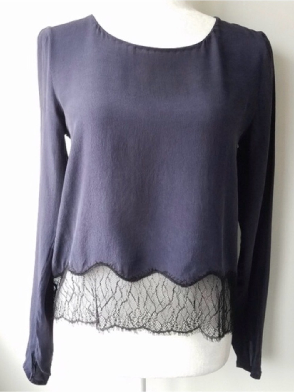 Wilfred Silk Long-Sleeve Blouse with Lace Hem